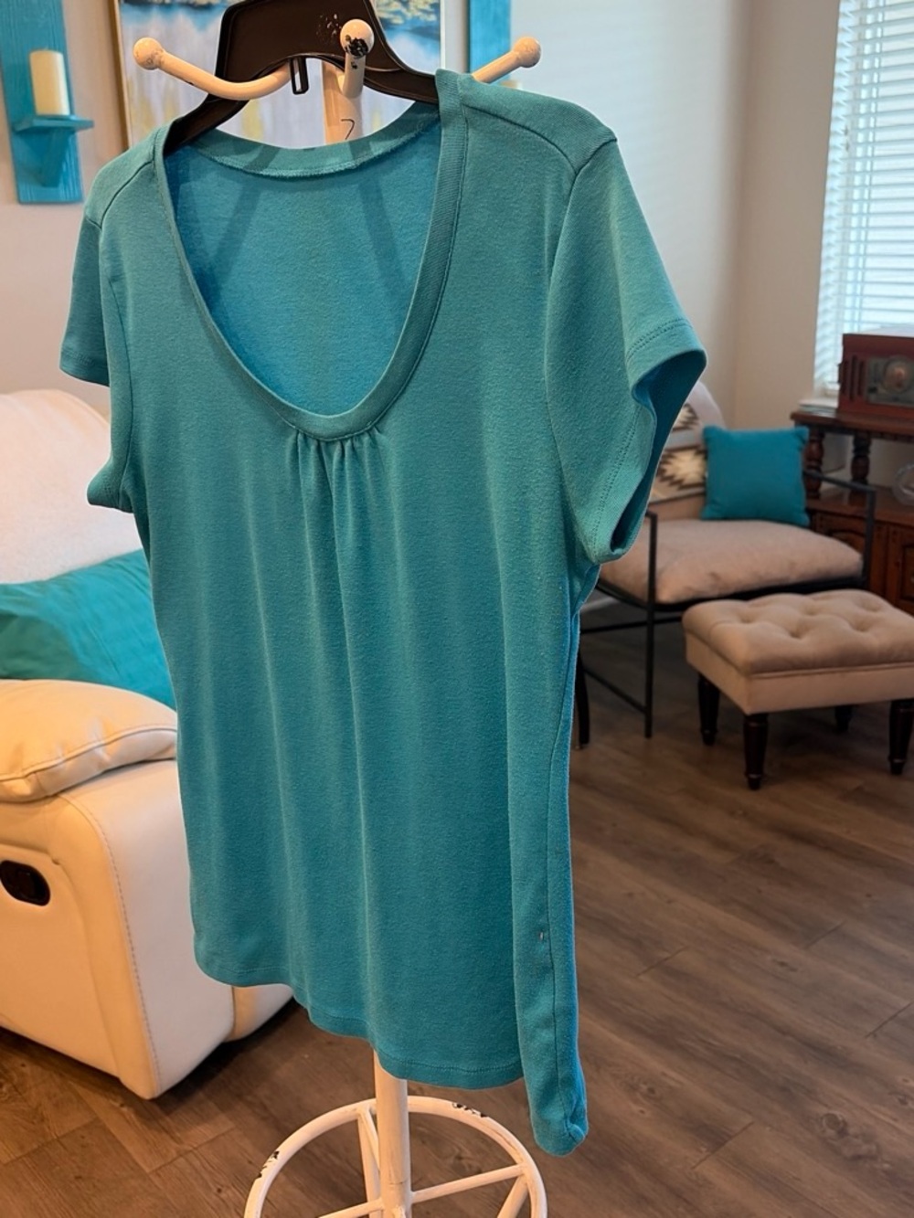 Women’s Teal Short Sleeve Scoop Neck Top Size Large